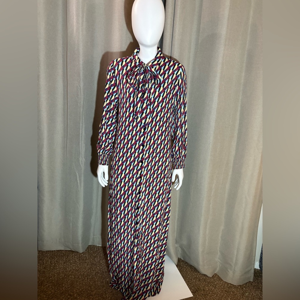 Zara Geometric Long Sleeve Gown for Work